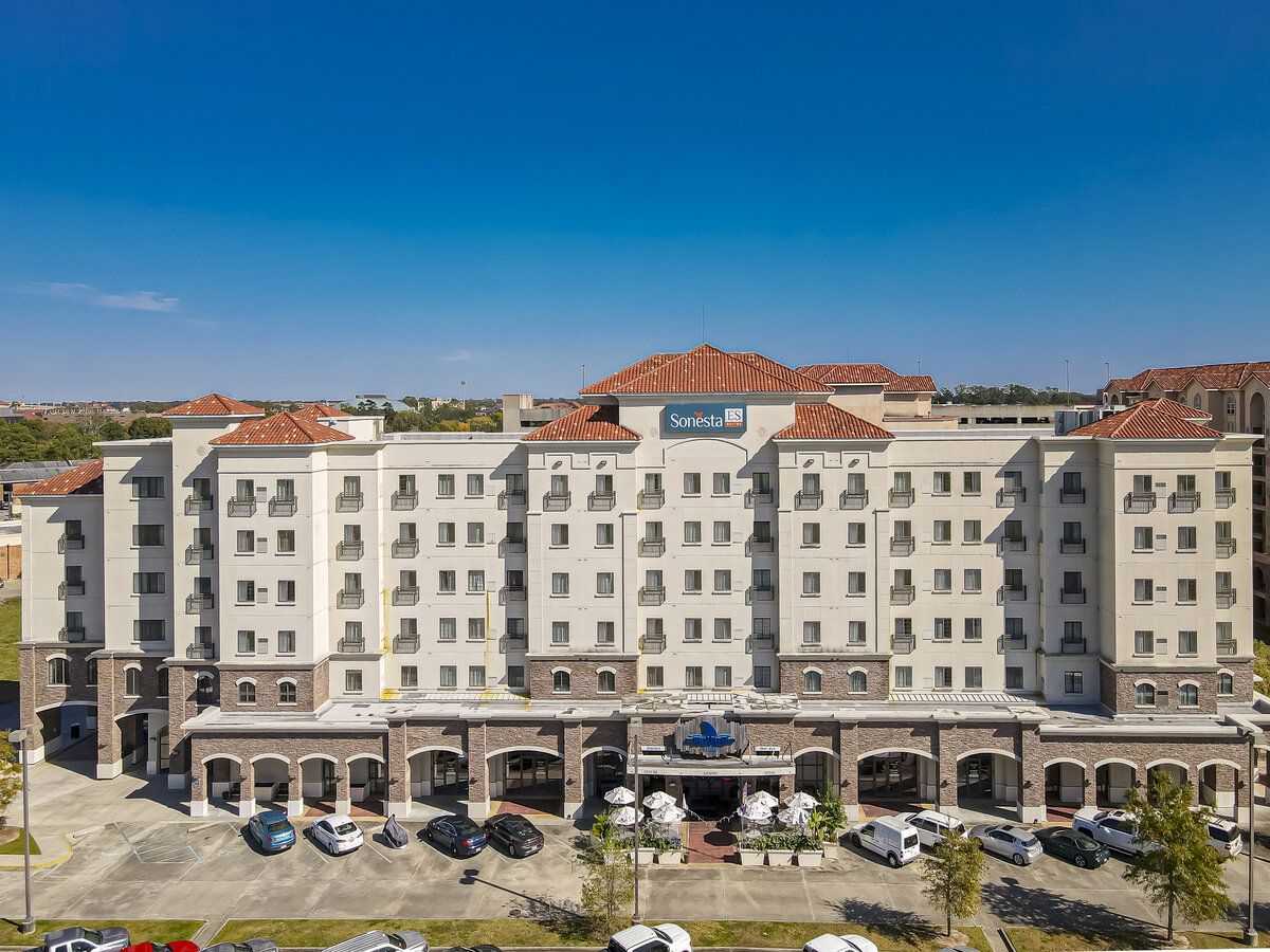 Staybridge Suites: 4001 Nicholson Dr, Baton Rouge, LA 70808